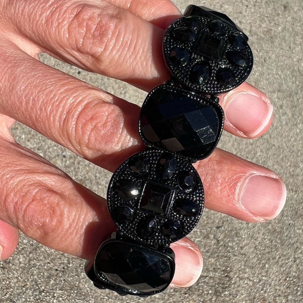 Napier black stretchy bracelet gems